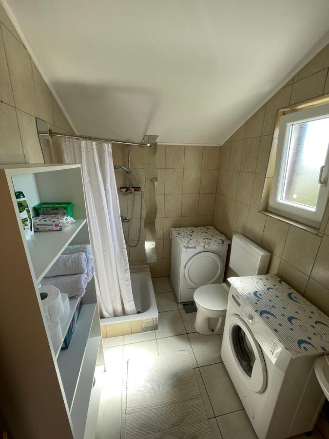 Apartments Anka I Kresimir Srima Exterior photo