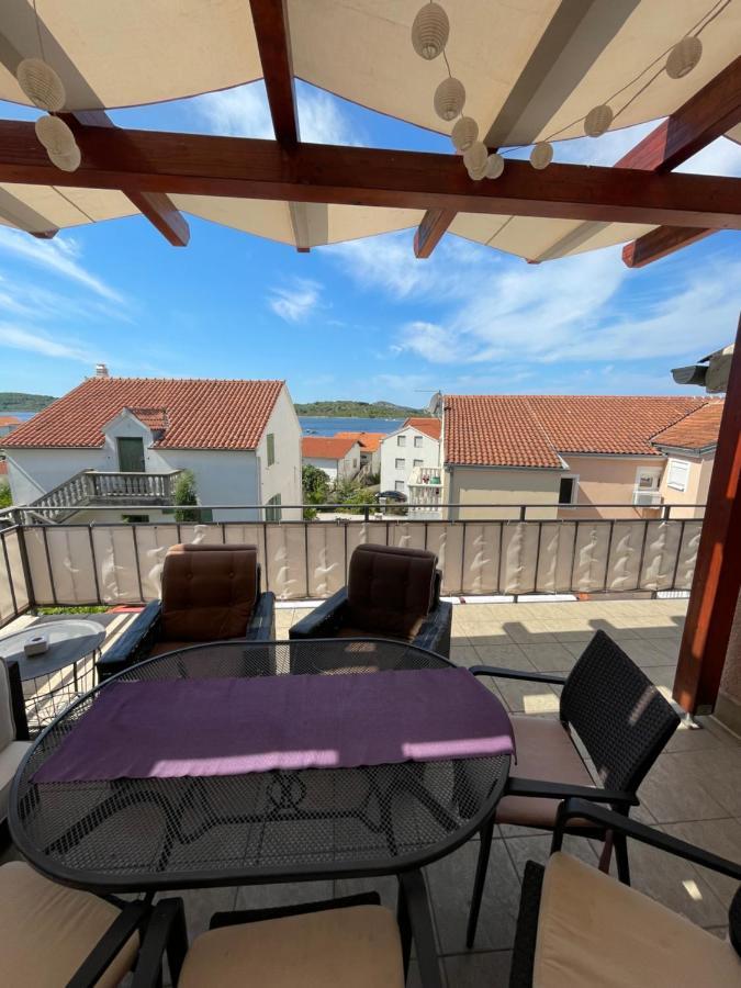 Apartments Anka I Kresimir Srima Exterior photo